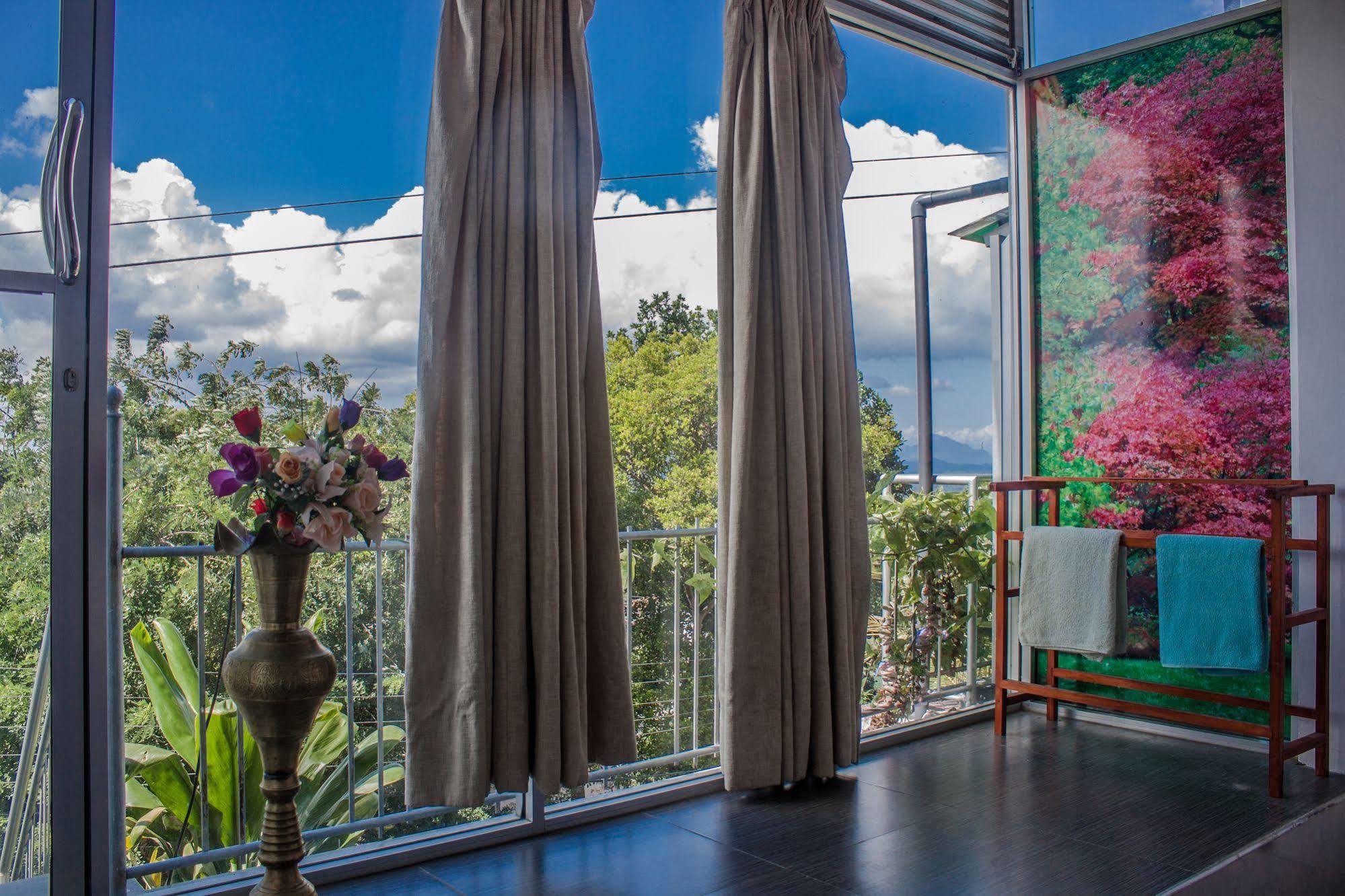 Blossom Rest Κάντι Εξωτερικό φωτογραφία